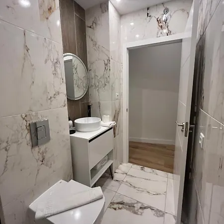 La Cueva Del General * Alicante