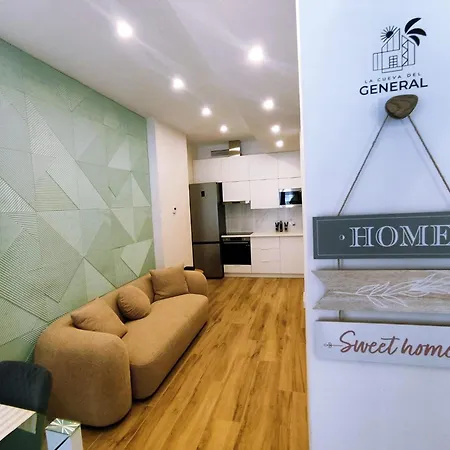 Apartament La Cueva Del General *