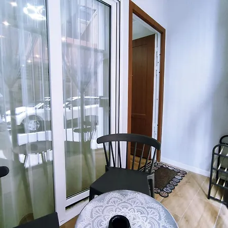 Apartament La Cueva Del General *